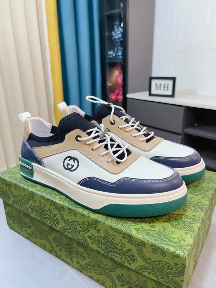 Men's shoes 💰440🌹🌹GUCCI [Gucci] New high-end brand of men's shoes, the latest fashionable casual men's shoes, trendy and versatile style, relaxed and sporty style, uppers imported from Italy, first-layer cowhide, genuine leather lining and ultra-fine workmanship. Original personalized fashionable rubber wear-resistant outsole, light and comfortable on the foot, size 38-44
